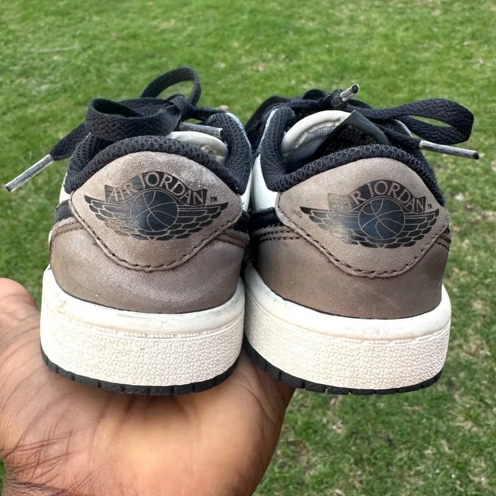 Nike Air Jordan 1 Retro Low OG Kids Sneakers Size 11 Sail‎ Black Dark Mocha